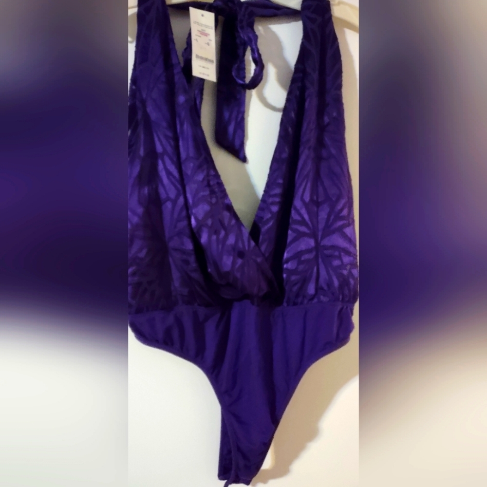Bebe Purple adjustable halter ties at neck snap crotch Bodysuit
